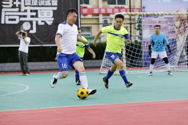 CBA总决赛-古德温绝杀布朗空砍50分 上海2-0广厦